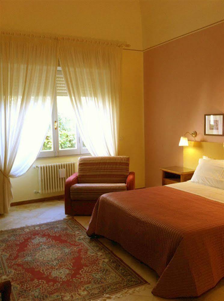 Aedes B&B Il Giardino Dei Sogni Lecce Ngoại thất bức ảnh